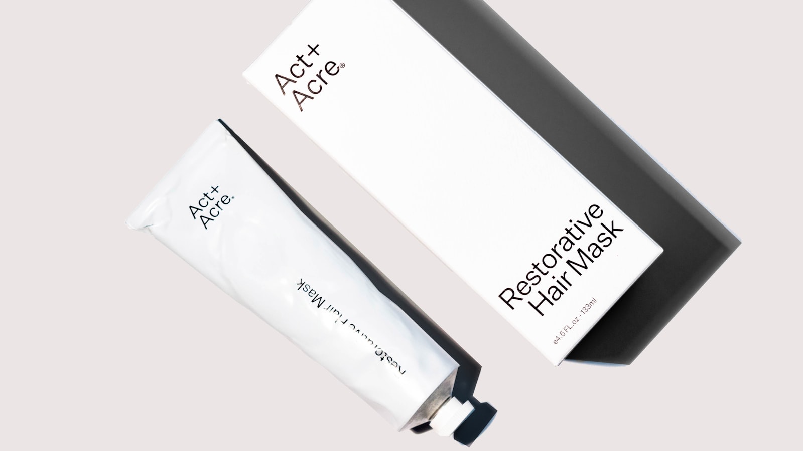 Makeup for Sensitive Skin: Ingredient Avoidance and Gentle Removal